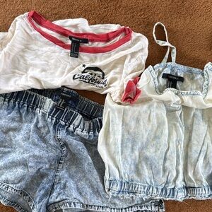 Forever 21 tee tank and shorts pack all size small/XS bundle pack 📦